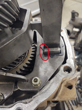 NSG370 Shift Rail Guide Plate
